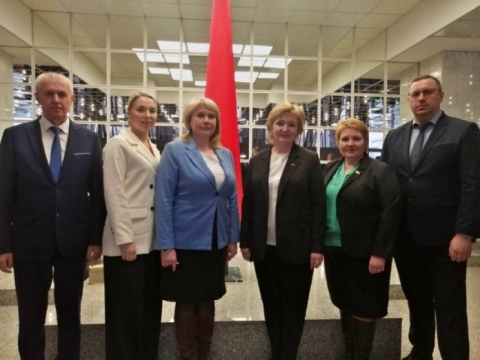 Делегация Костюковичского района отправилась в Минск для участия в Послании Президента