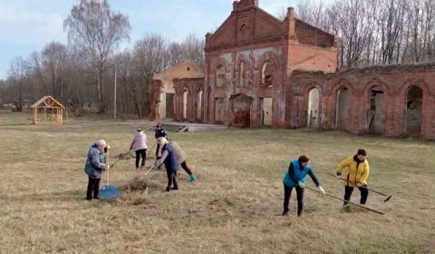 Уборка исторических мест прошла в&nbsp;деревне Каничи