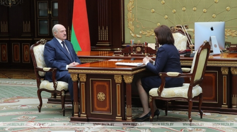 Лукашенко обсудил с Кочановой подготовку к выборам, ситуацию в экономике и тему коронавируса