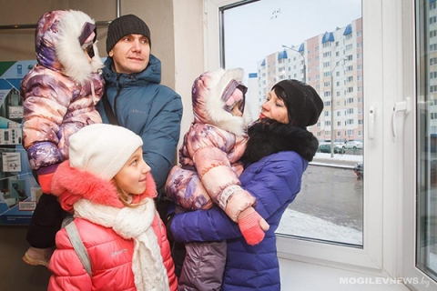 Более 2,2 тысячи решений о досрочном распоряжении семейным капиталом принято в Могилевской области