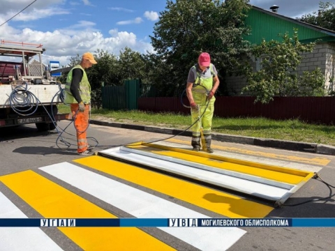 В&nbsp;Костюковичах обновляют дорожную разметку