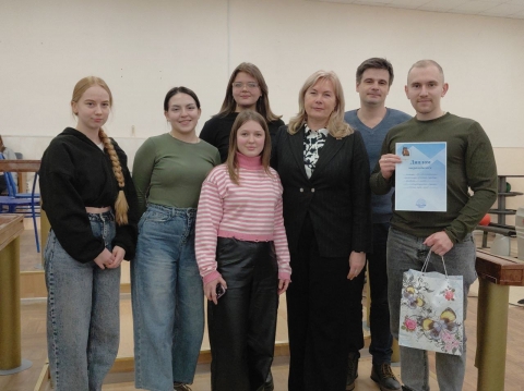 Семь команд и&nbsp;колоссальный объем знаний