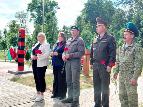 В&nbsp;Костюковичах встретили участников патриотического автопробега в&nbsp;честь Дня пограничника