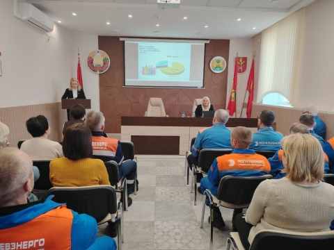 В&nbsp;Костюковичском районе проходит Единый день информирования, посвященный современным подходам к&nbsp;развитию регионов: от&nbsp;экономики до&nbsp;социальной инфраструктуры